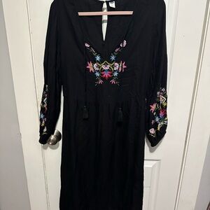Old Navy Black V-Neck Dress with Bishop Sleeves